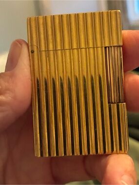 Vintage ST DuPont Gold Ribbed Metal Lighter-Style Accessory
